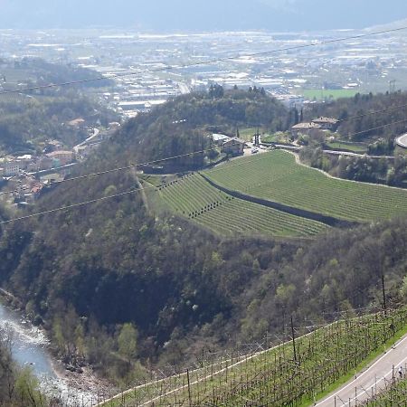 B&B San Valentino Giovo Bagian luar foto