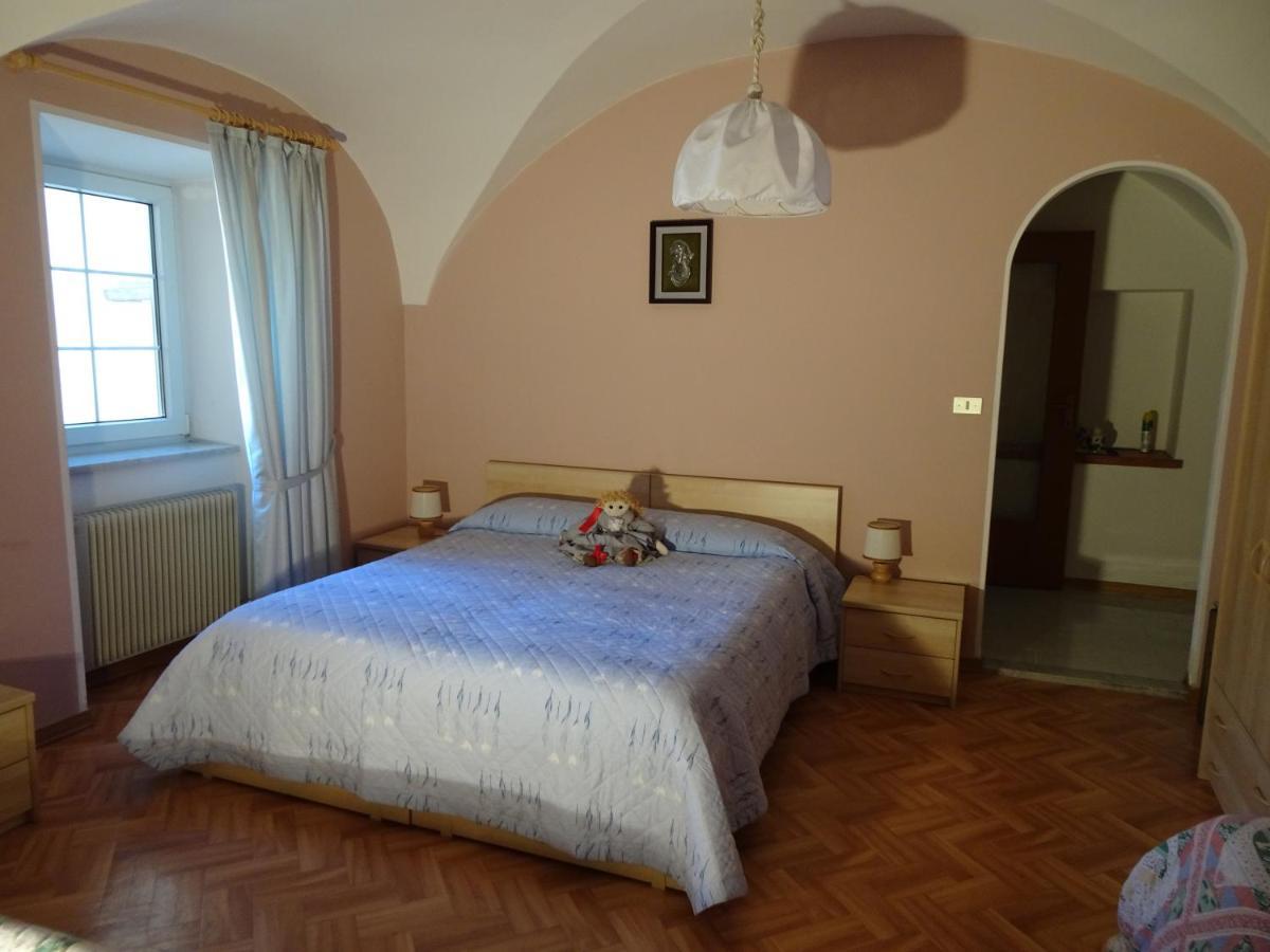 B&B San Valentino Giovo Bagian luar foto